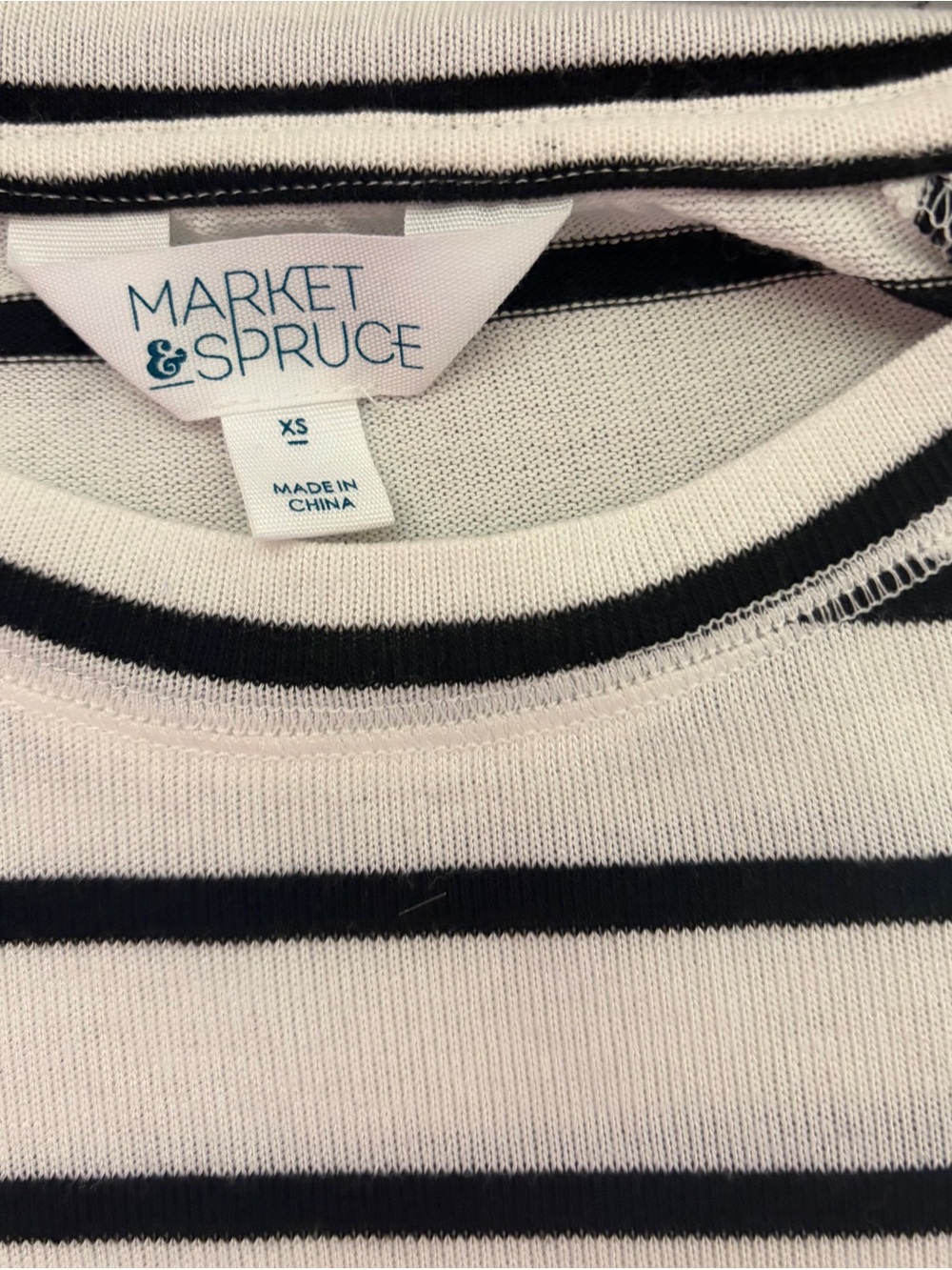 Market and Spruce Knit Top Black/White - Picture 2 of 5